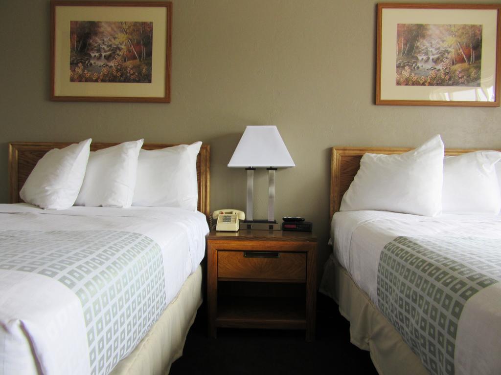 White Buffalo Hotel West Yellowstone Bilik gambar